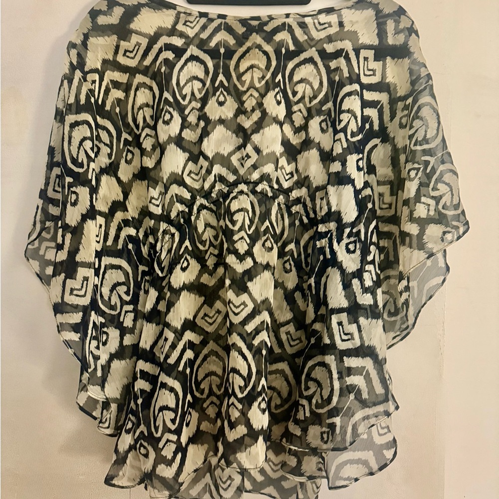 Forever 21 Black and Cream Geometric Sheer Blouse
